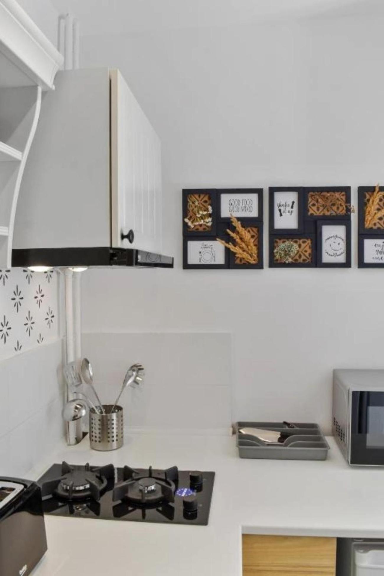 Serene Retreat - Beautifully Designed Studio Bukares Bagian luar foto
